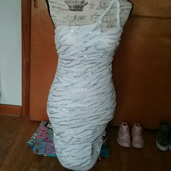 Teeze Me Dresses & Skirts - Teeze me glittery one shoulder dress (M)